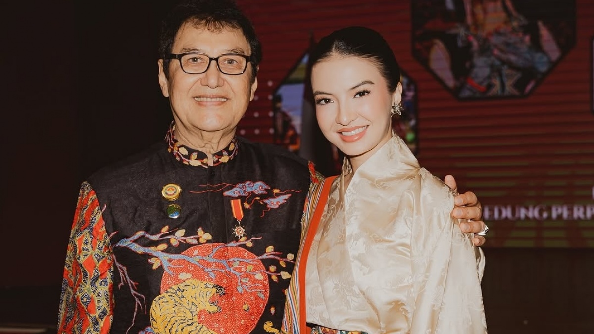 Berstatus Stafsus Komdigi, Jejak Digital Perlakuan Raline Shah ke Satwa Liar Disayangkan