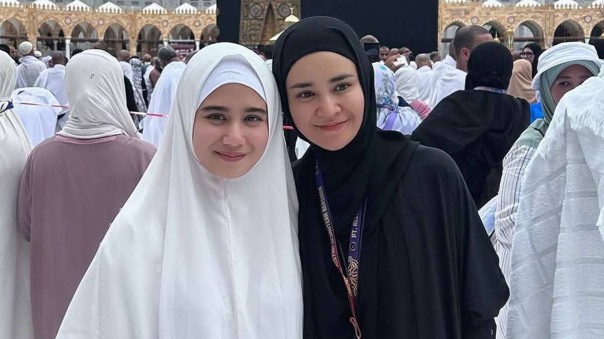 Tissa Biani Foto Bareng Michelle Ziudith di Depan Ka'bah: Istri-Istri yang Disakiti