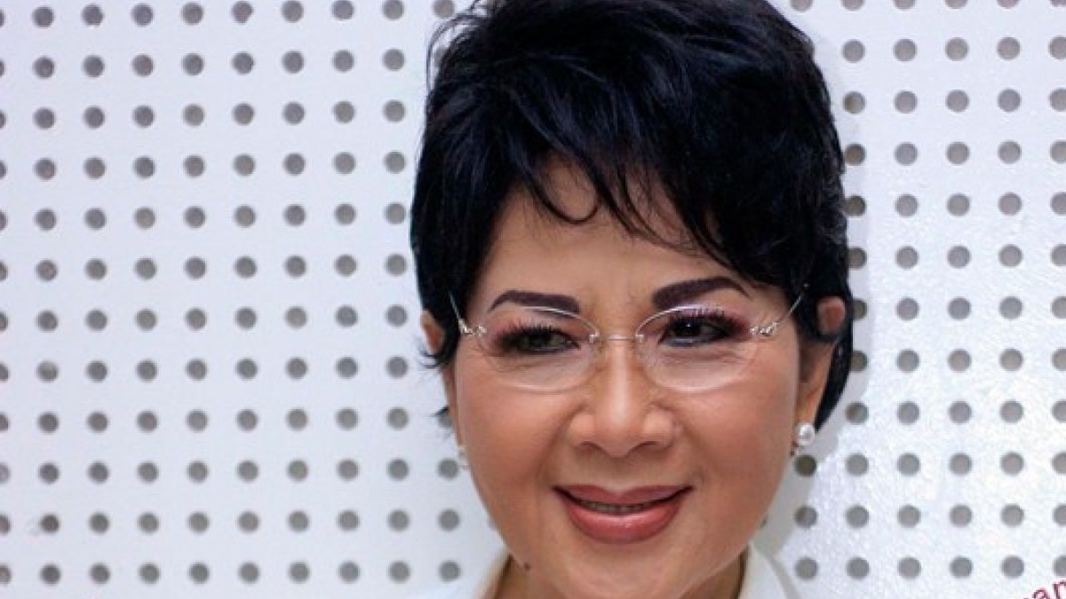 Rahasia Awet Muda Titiek Puspa: Bukan Operasi Plastik, Tapi Terbukti Secara Medis