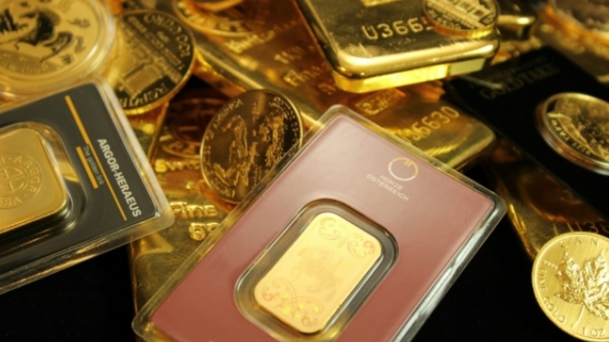 Harga Emas Antam dan UBS Kompak Turun Hari Ini, Saatnya Borong?
