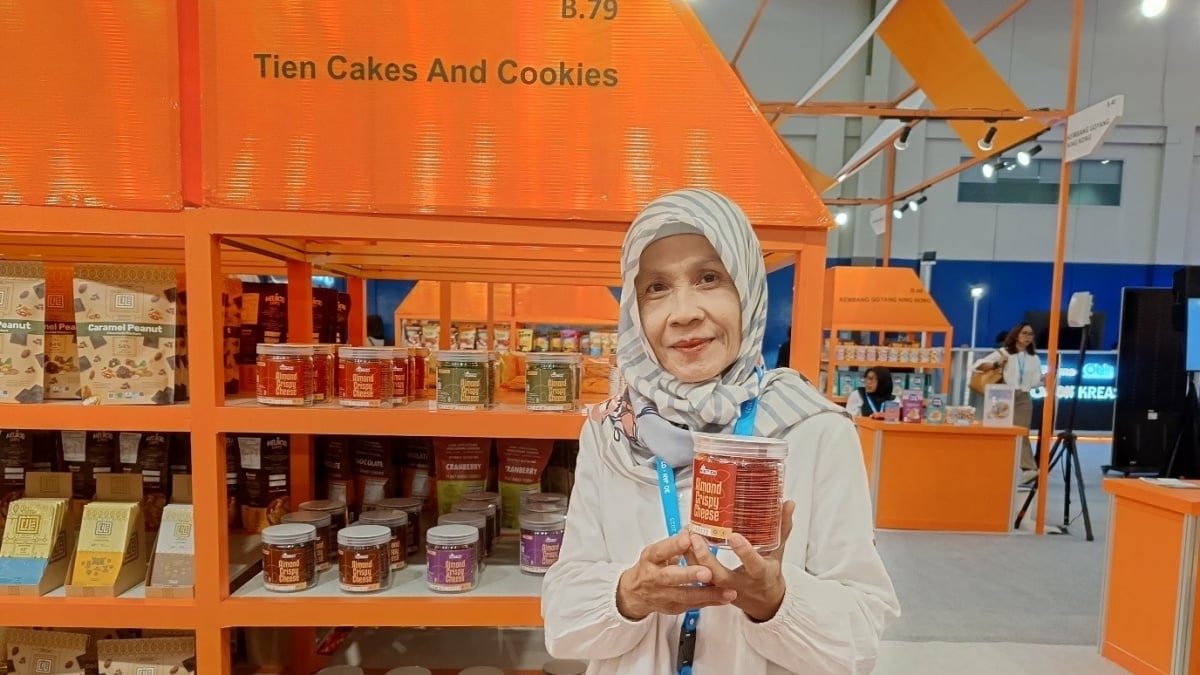 Pemberdayaan BRI Berhasil Buat Pengusaha Kue Ini Semakin Berkembang