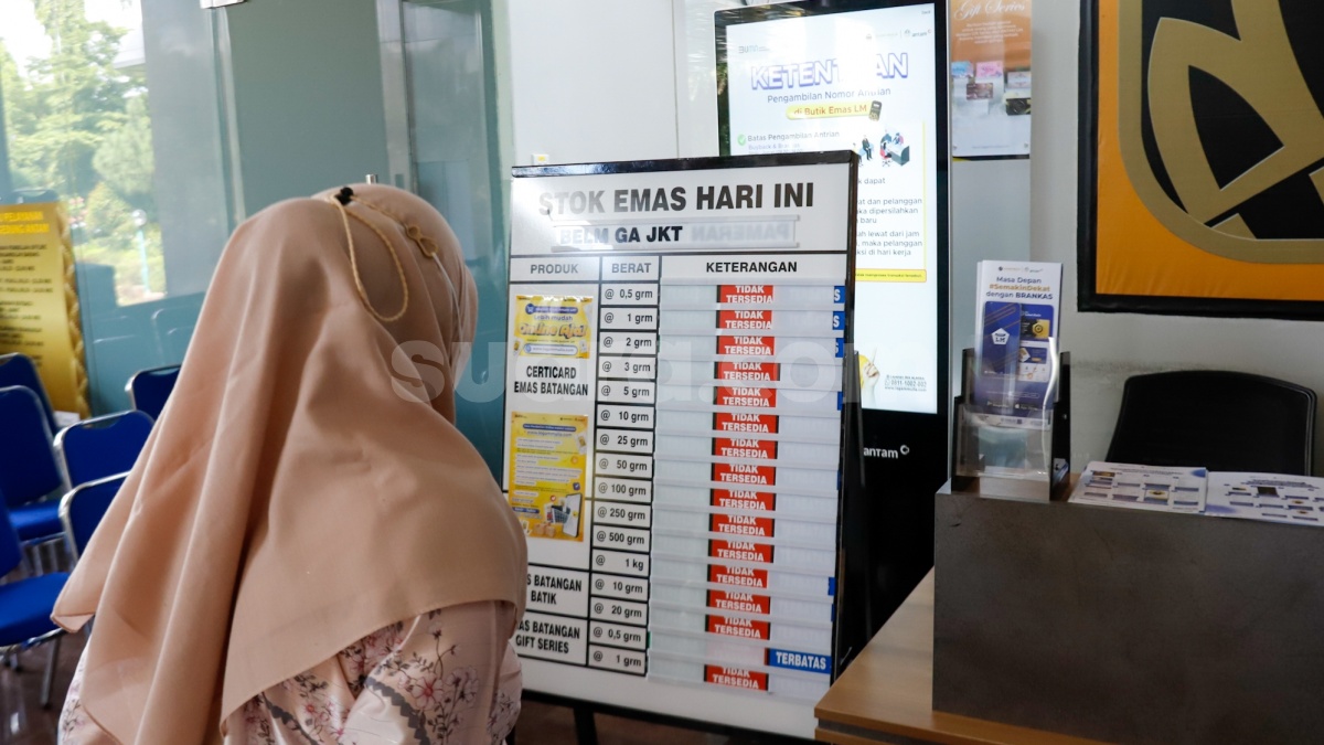 Segera Antre, Harga Emas Antam Turun Jadi Rp2,57 Juta/Gram