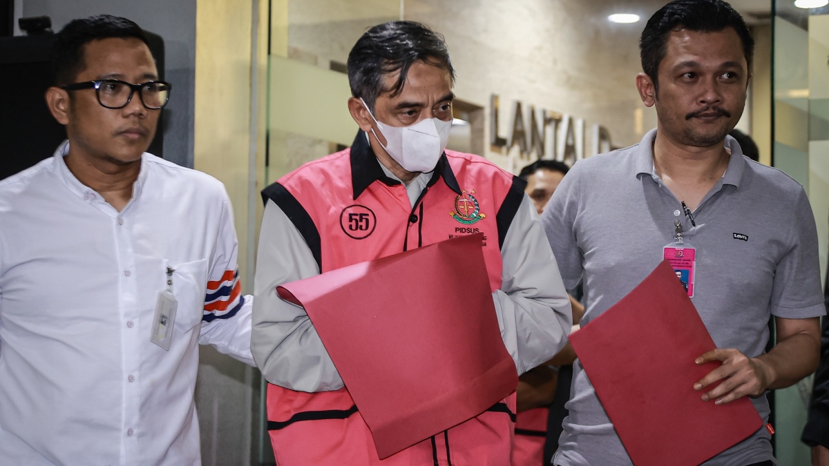 Kejagung Periksa 2 Hakim Terkait Dugaan Suap Vonis Bebas Kasus Korupsi CPO