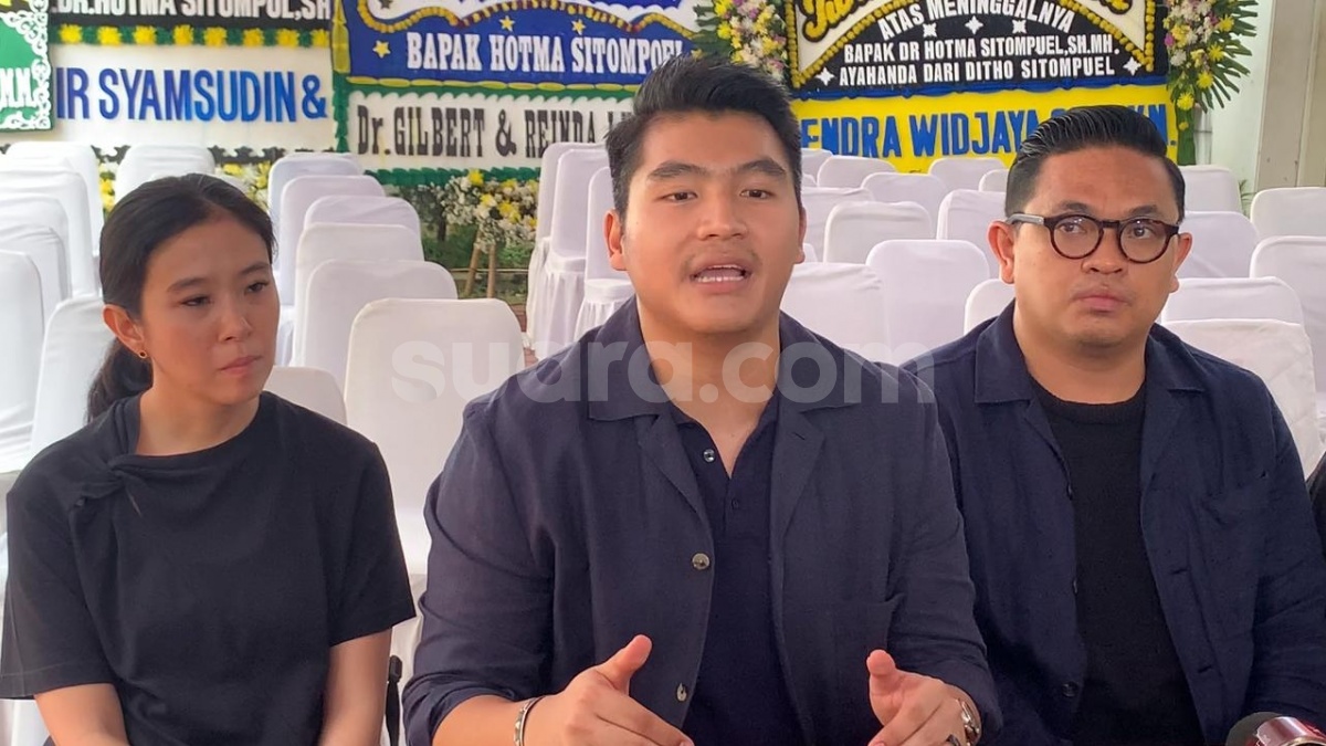 Kata Anak Hotma Sitompul Soal Desiree Tarigan dan Bams Datang Melayat
