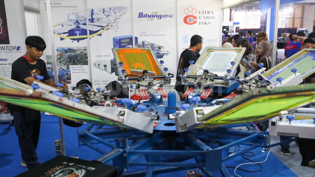 Industri Tekstil Berdarah-darah, Bank Diminta Hati-hati Beri Kredit