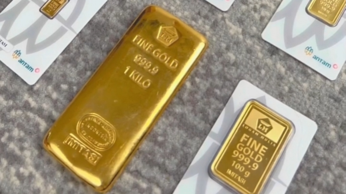 Harga Emas Cetak 4 Rekor: Antam dan Pegadaian Kompak Meroket!