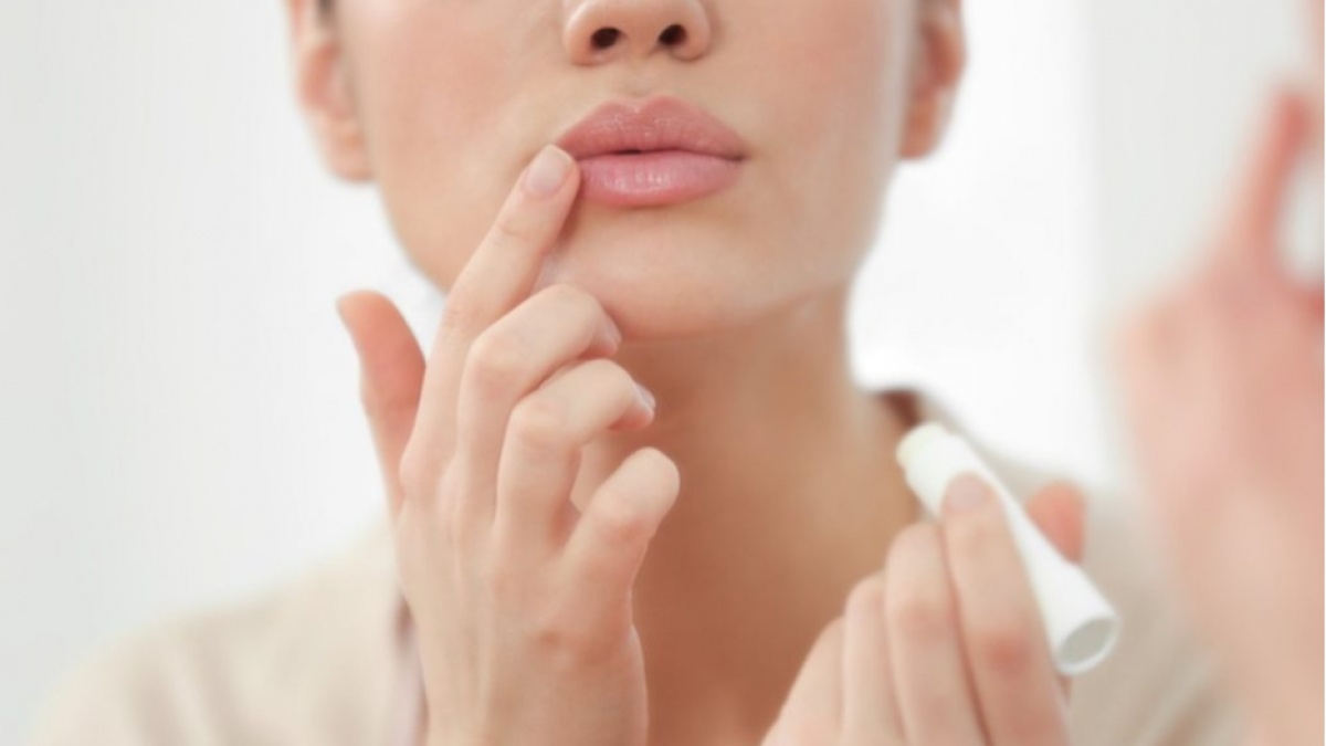 Jujur-jujuran Lip Serum: Solusi Instan Bibir Gelap atau Cuma Gimmick Mahal?