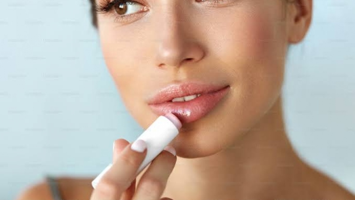 Cara Mencerahkan Bibir Secara Alami, Dijamin Merah Merona