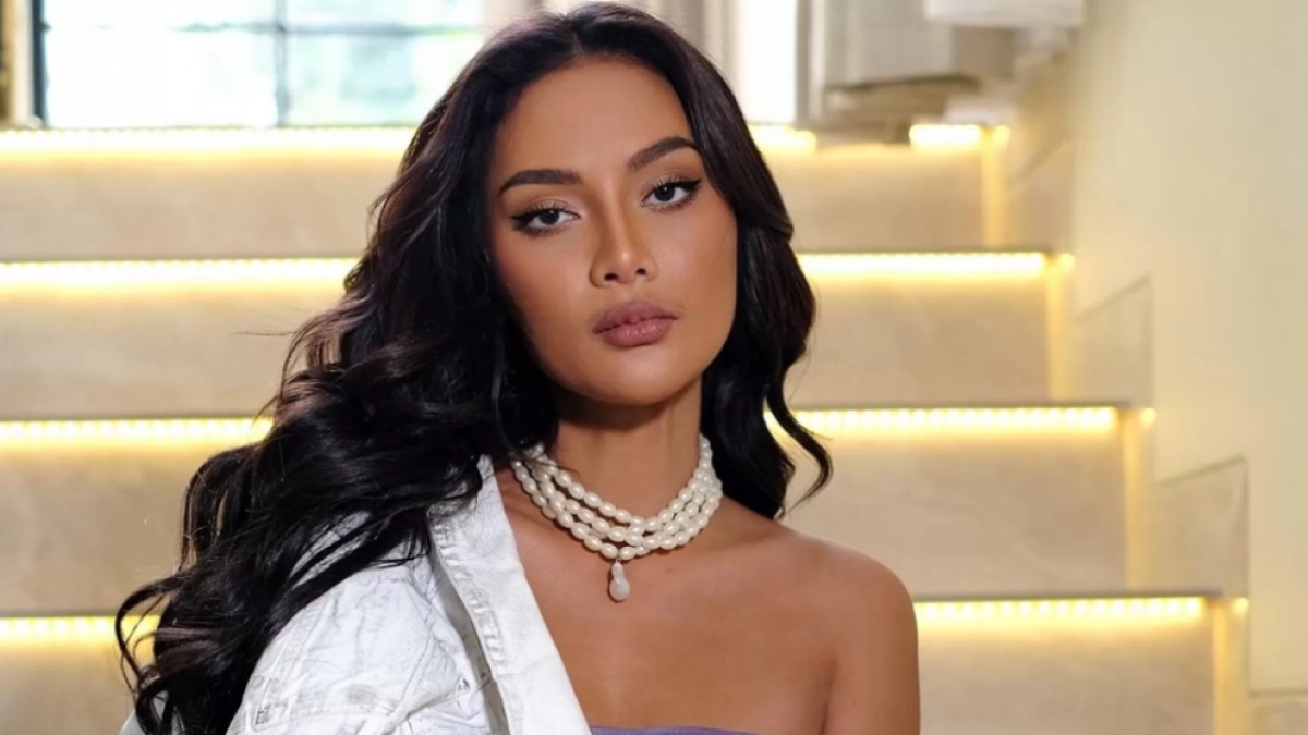 Lakukan Ritual Seperti Wudhu, Agama Erika Carlina Diperbincangkan