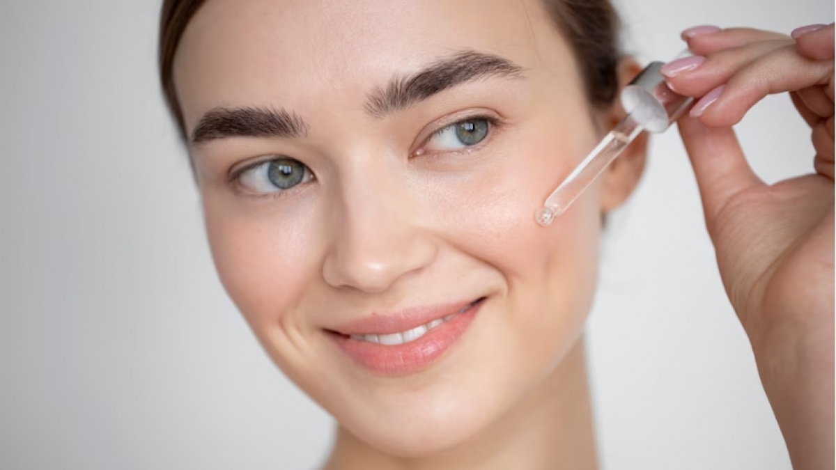 Lawan Tanda-Tanda Penuaan: Ini 5 Produk Antiaging Terbaik dari Somethinc