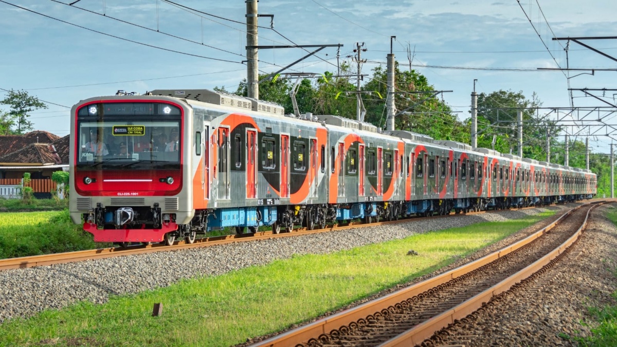 KRL Jabodetabek Bakal Gunakan Kereta Buatan INKA, Layak Pakai?