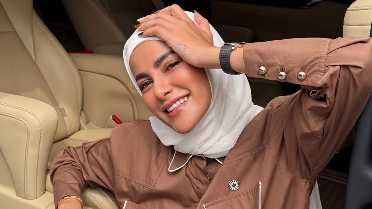 Tampil di TV Pakai Busana Ketat, Penampilan Olla Ramlan Jadi Omongan