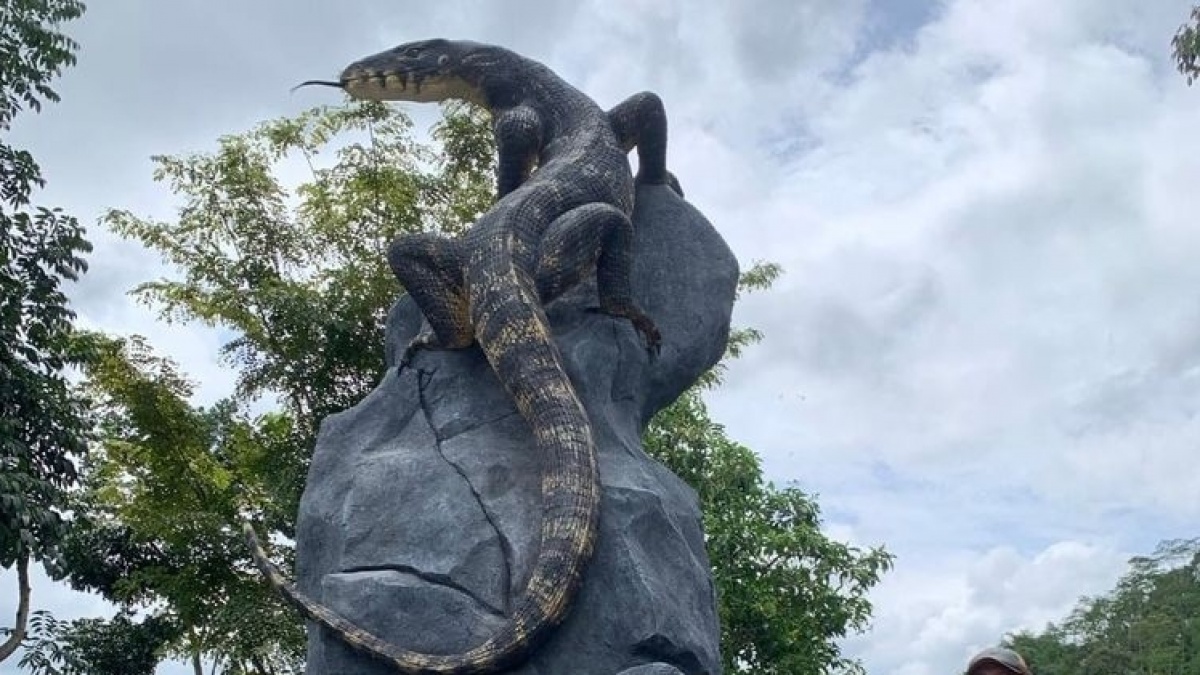 Ini Sosok Seniman di Balik Patung Biawak Wonosobo, Ternyata Bukan Orang Sembarangan