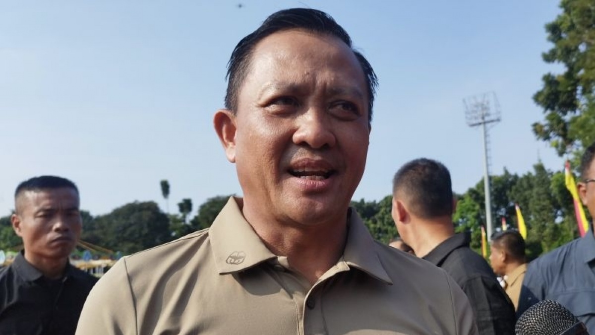 Danjen Kopassus TNI Minta Maaf Buntut Anggotanya Berswafoto dengan Hercules