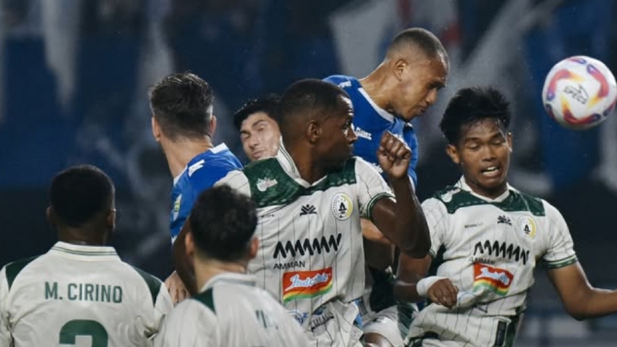 Hasil BRI Liga 1: Persib Bandung Bantai PSS Sleman 3-0
