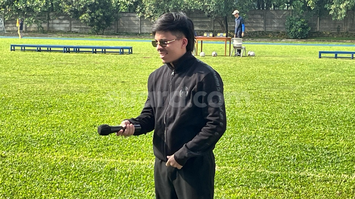 Atta Halilintar Tetap Shalat Meski di Lapangan Futsal, Kok Malah Tuai Komentar Miring?
