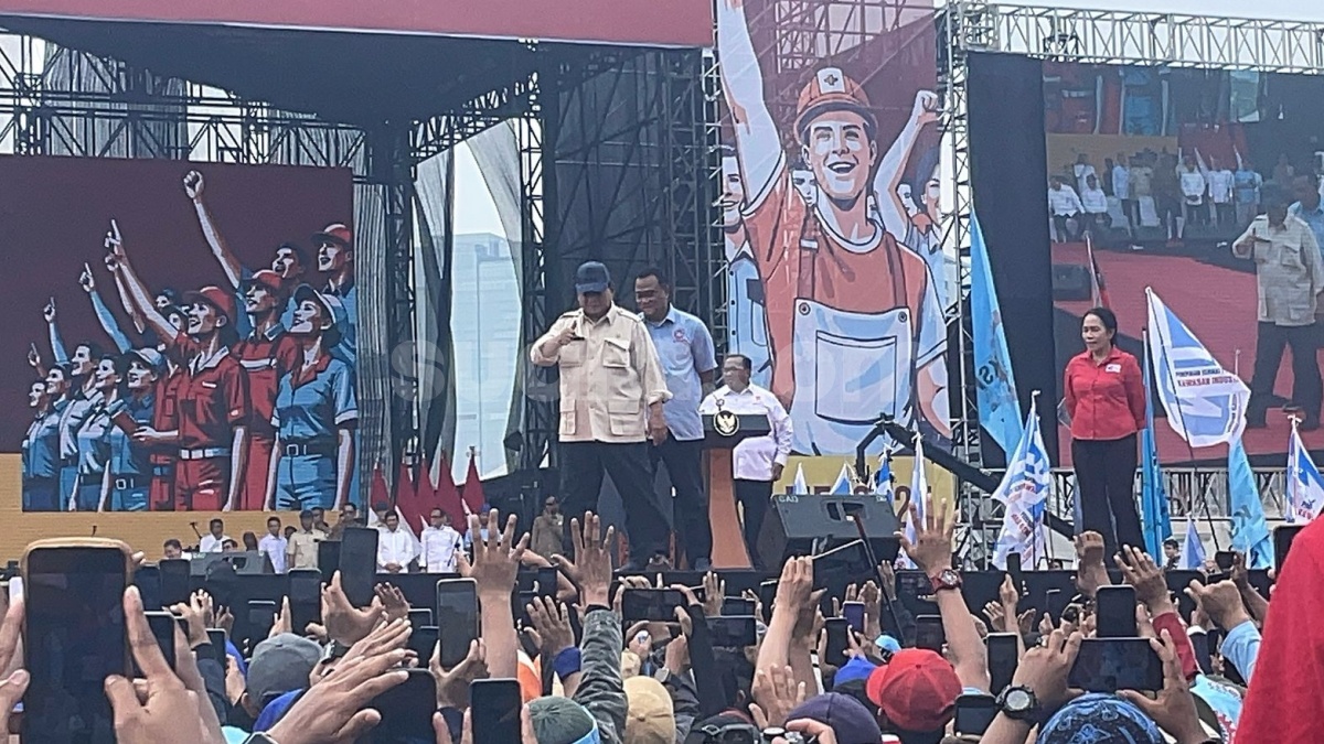 Presiden Hadiri Perayaan May Day di Monas, Massa Buruh Pekik Namanya: Prabowo, Prabowo, Prabowo