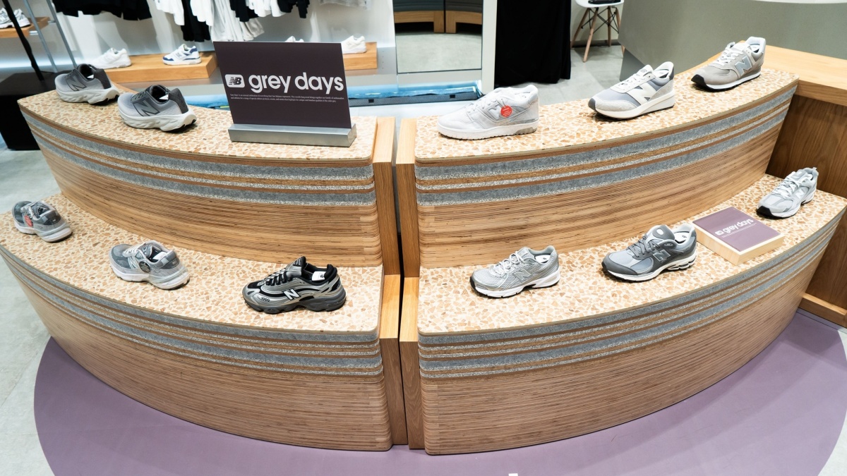 Abu-Abu Ikonik: Warna Legendaris di Balik Sejarah New Balance