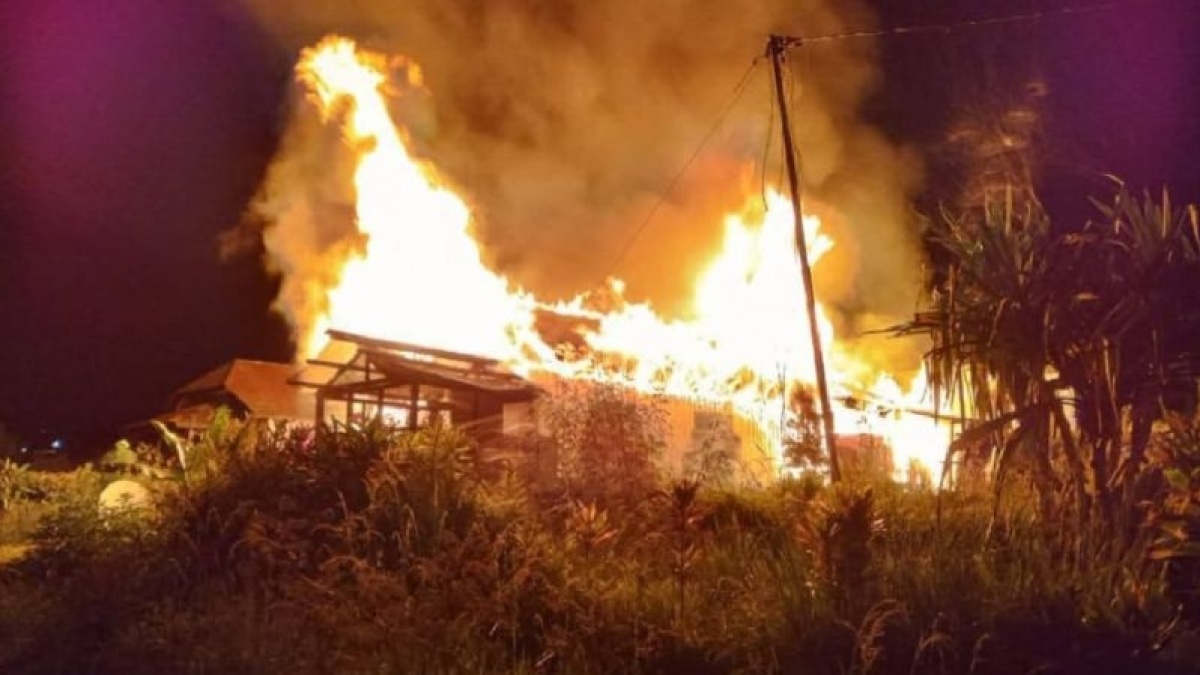 13 Rumah Warga Diduga Dibakar OTK di Mulia Puncak Jaya, Begini Kata Polisi