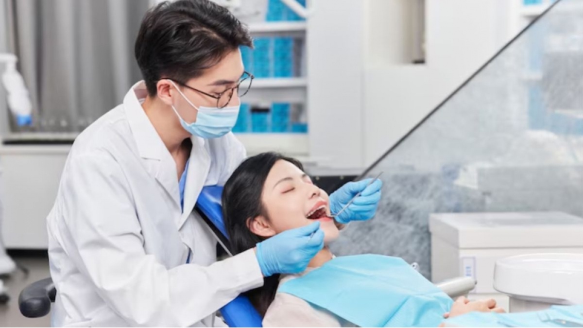 Menghadapi Era Digital, Dokter Gigi Perlu Sinergi Multidisiplin