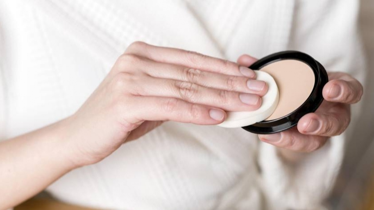 8 Rekomendasi Cushion Anti-Aging Terbaik untuk Kulit Sehat dan Awet Muda