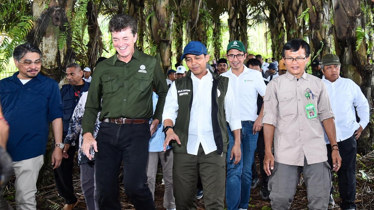 Menteri Kehutanan & Pertamina NRE Dorong Program Aren Nasional untuk Pengembangan Bioetanol