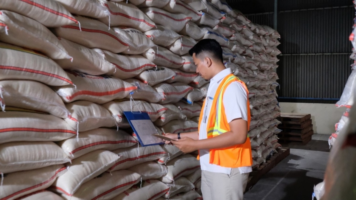 Serapan Melonjak, Begini Cara Bulog Jaga Kualitas Beras di Gudang