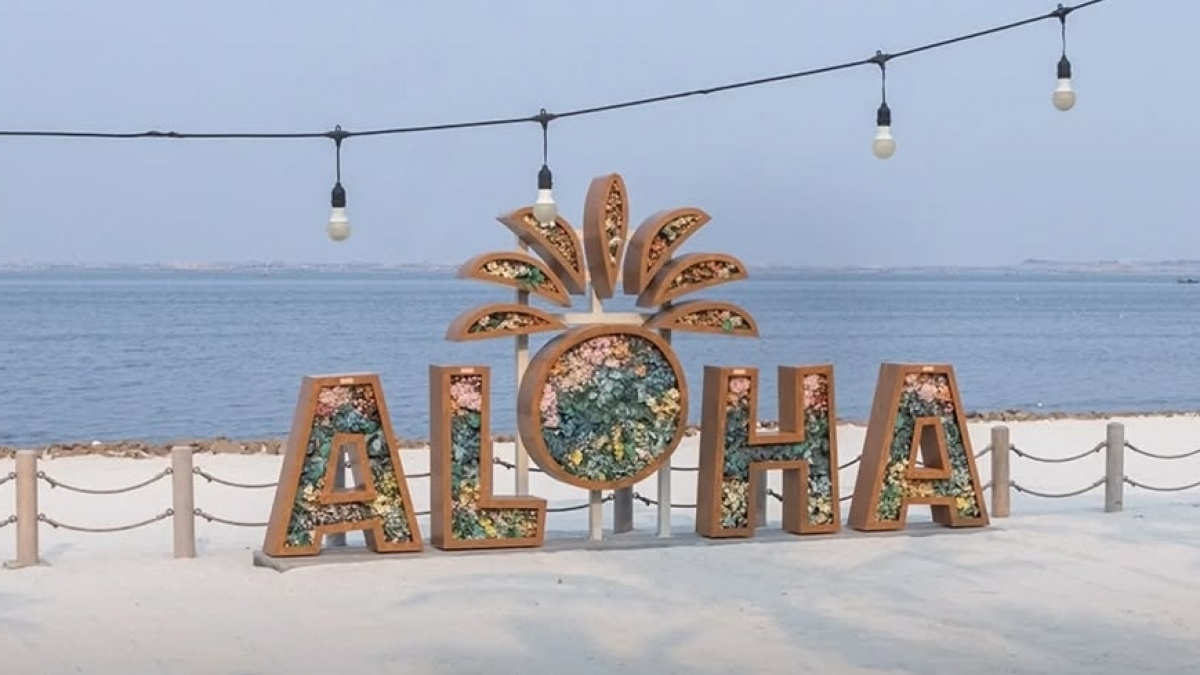 Nikmati Akhir Pekan dengan Wisata Pantai Bernuansa Religi: Harmoni Doa hingga Kuliner Jadi Satu