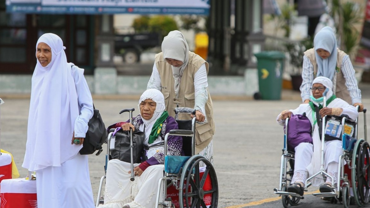 Apa Hukum Wanita Pergi Haji Tanpa Mahram? Ini Penjelasannya