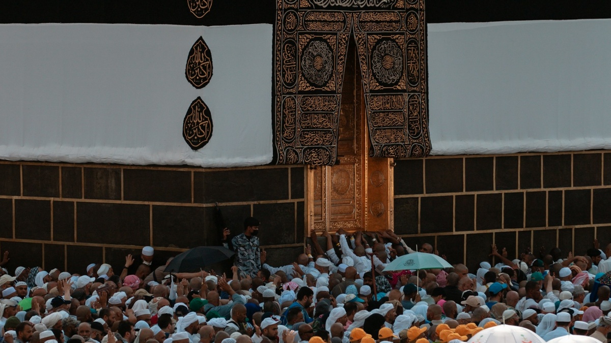 19 Doa Haji dan Artinya dalam Bahasa Indonesia dari Berangkat Sampai Pulang