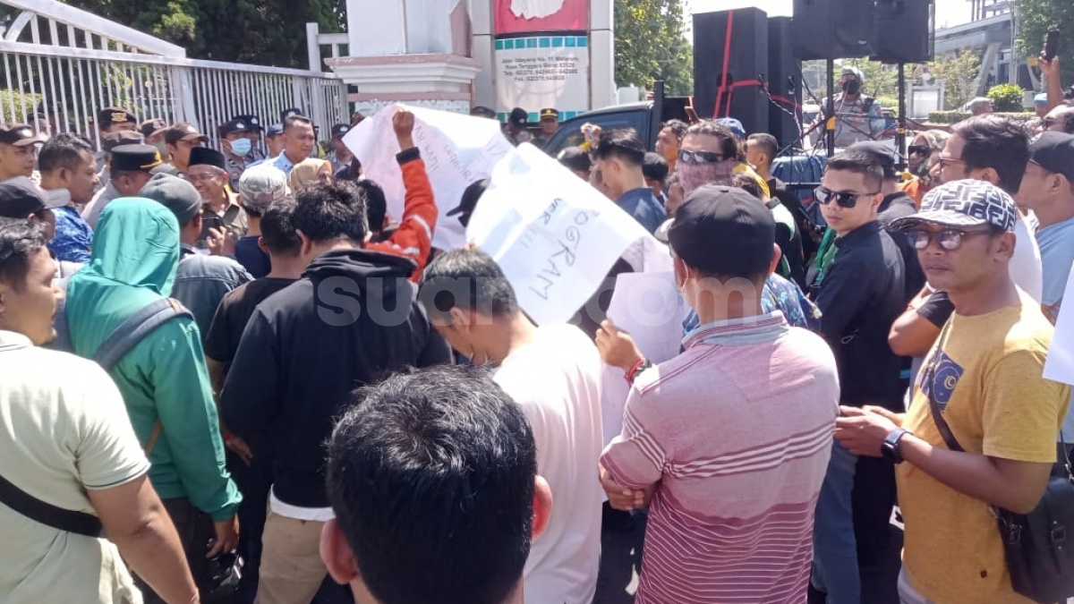 Driver Ojol di Mataram Tahu Ada Demo, Ogah Ikut Tapi Orderan Malah Sepi