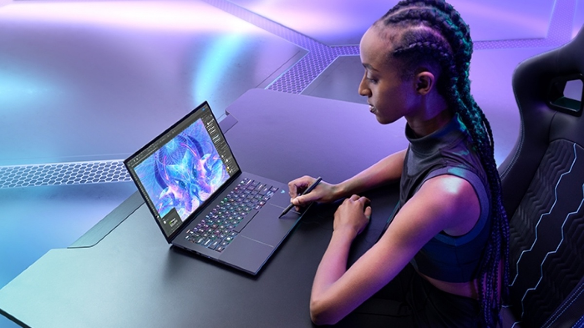 Acer Perkenalkan Predator Triton 14 AI & Helios Neo 14 AI