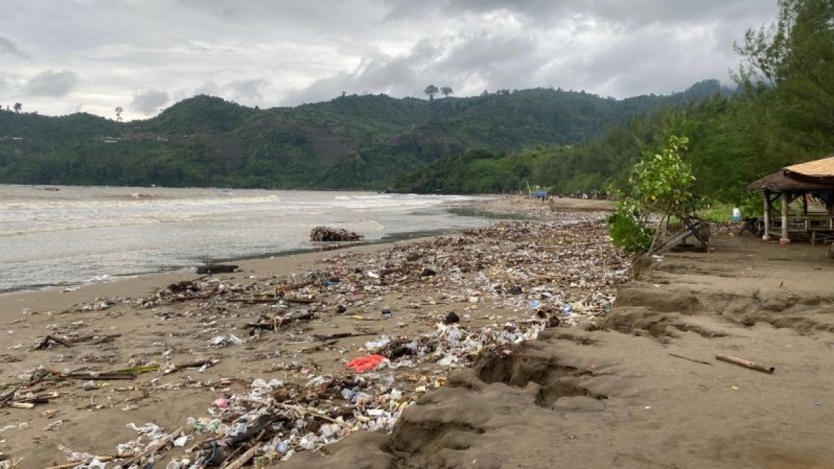 10 Langkah Mudah Cegah Sampah Mengotori Pantai: Bisa Dilakukan Semua Orang!