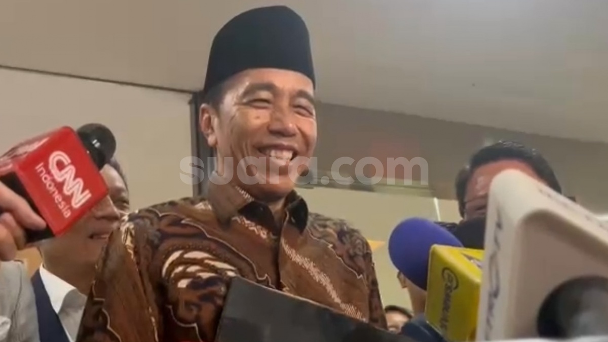 Ngaku Tak Masalah jadi Terlapor Kasus Ijazah Palsu, Jokowi: Saya Kasihan, tapi Ini Sudah Keterlaluan