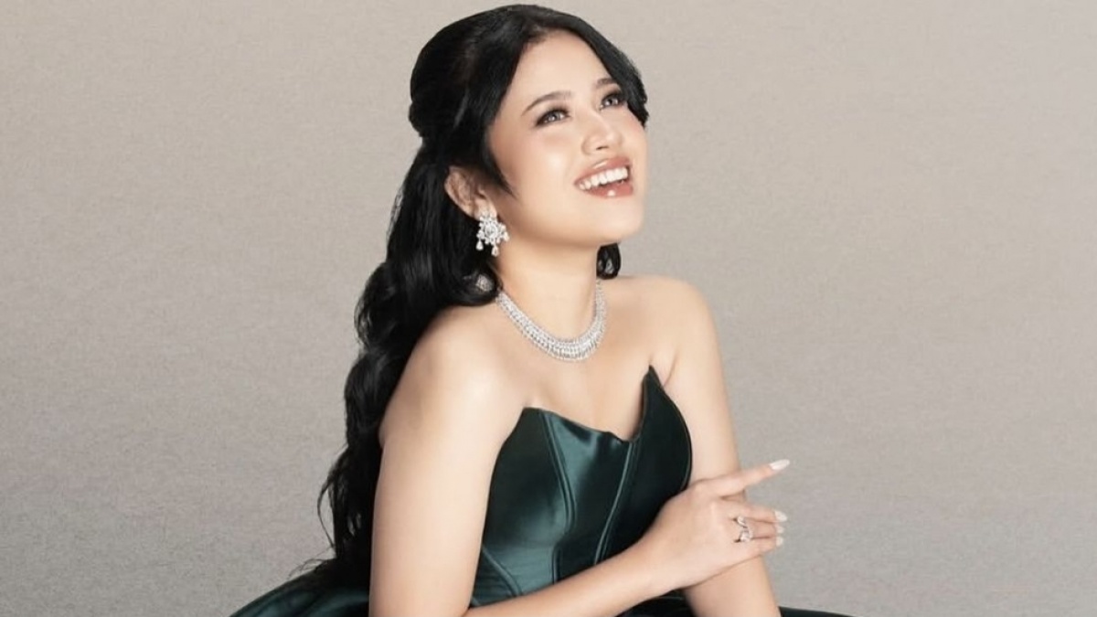Juara Idol 2025, Jejak Digital Shabrina Leanor Viral Jualan Pempek dan Hijab