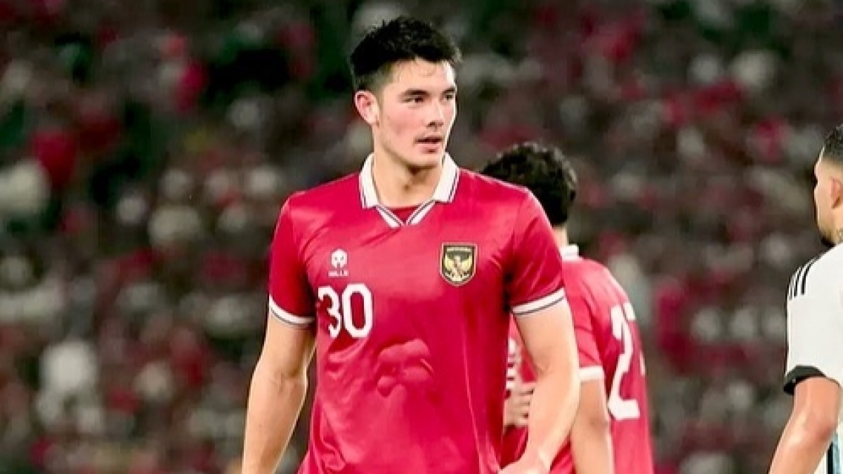Kumpulan Nasib Buruk Elkan Baggott Tolak Shin Tae-yong dan Patrick Kluivert