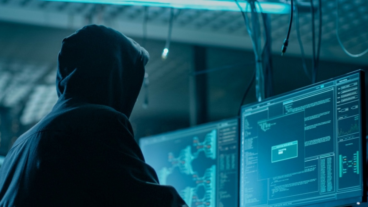 9 Bank Besar Inggris Diserang Hacker