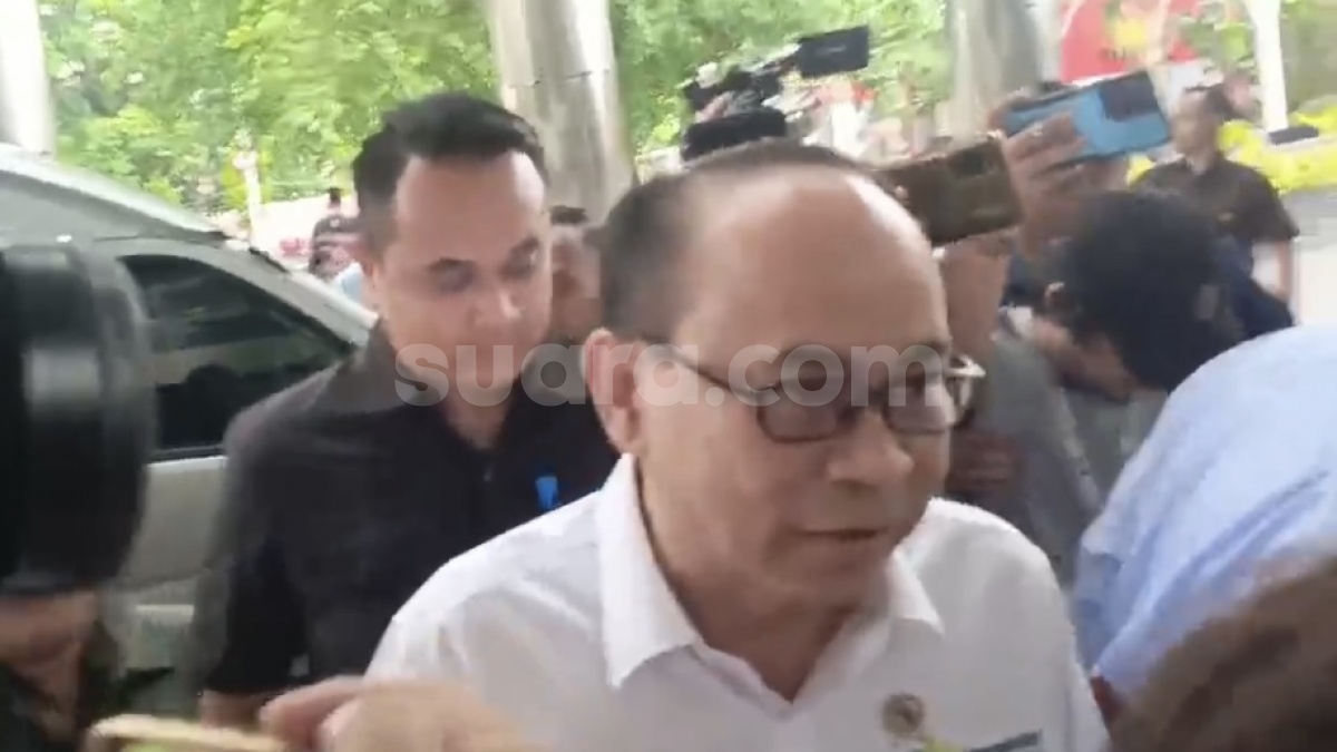 Budi Arie Sambangi Kantor KPK, Ada Apa?