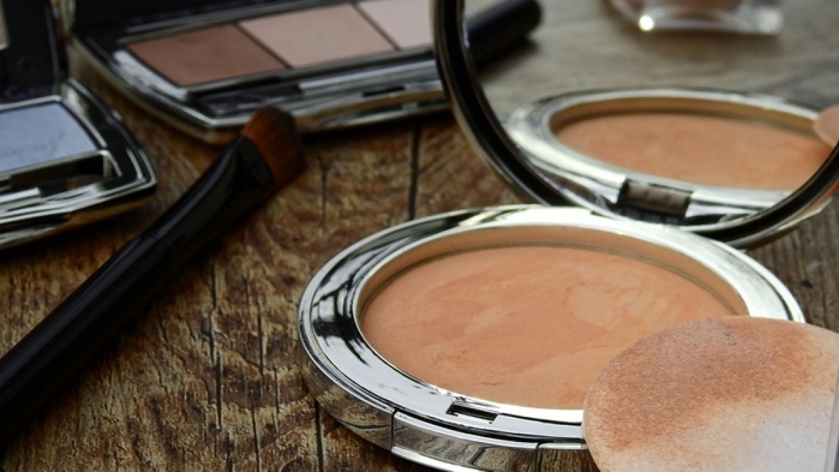5 Rekomendasi Cushion Mengandung SPF 30, Wajah Cerah Terlindungi