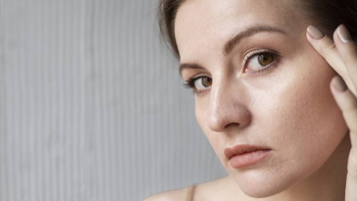 Wajah Kering dan Kusam? Ini 4 Cara Mengatasinya agar Skin Barrier Terjaga