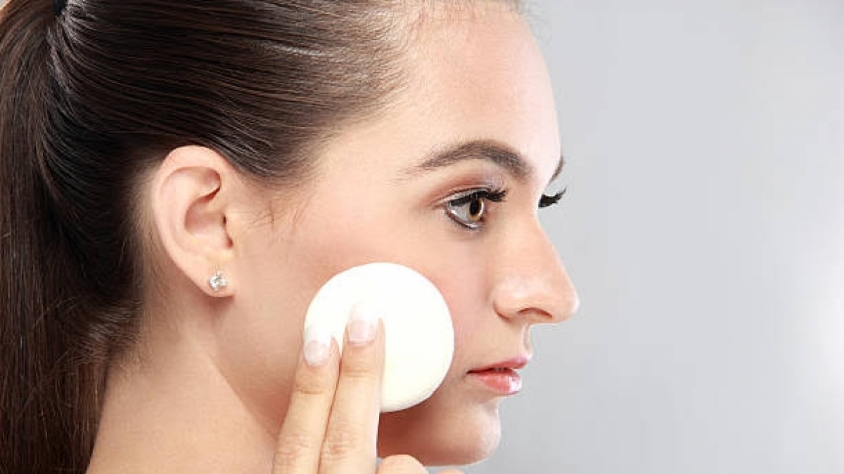 7 Rekomendasi Cushion untuk Kulit Berjerawat dengan Formula Non-Comedogenic