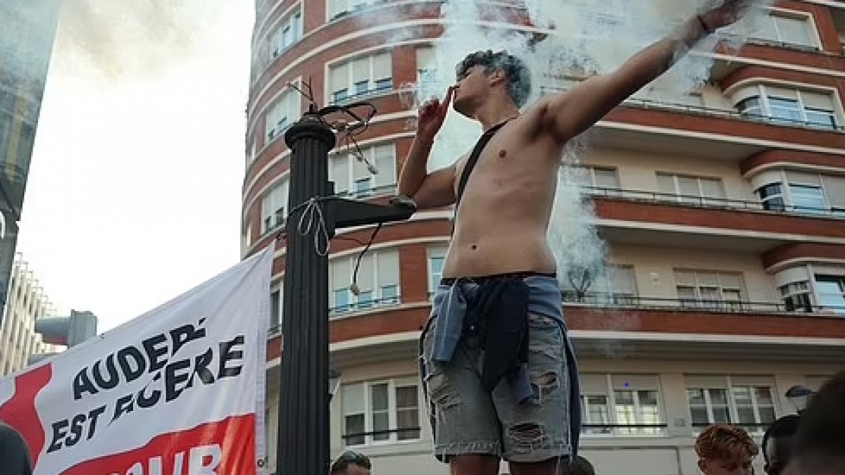 San Mames Memanas! Hooligan Bikin Rusuh Jelang Final Liga Europa