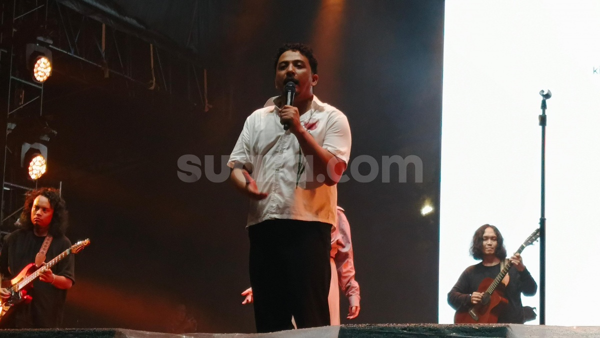 Manggung di Soundfest, Sal Priadi Salfok ke Bocah Bertopi Bunga Matahari