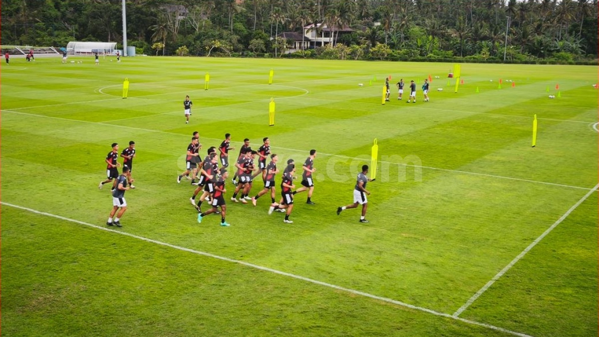 9 Pemain Absen di TC Timnas Indonesia di Bali, Termasuk Justin Hubner Dan Calvin Verdonk