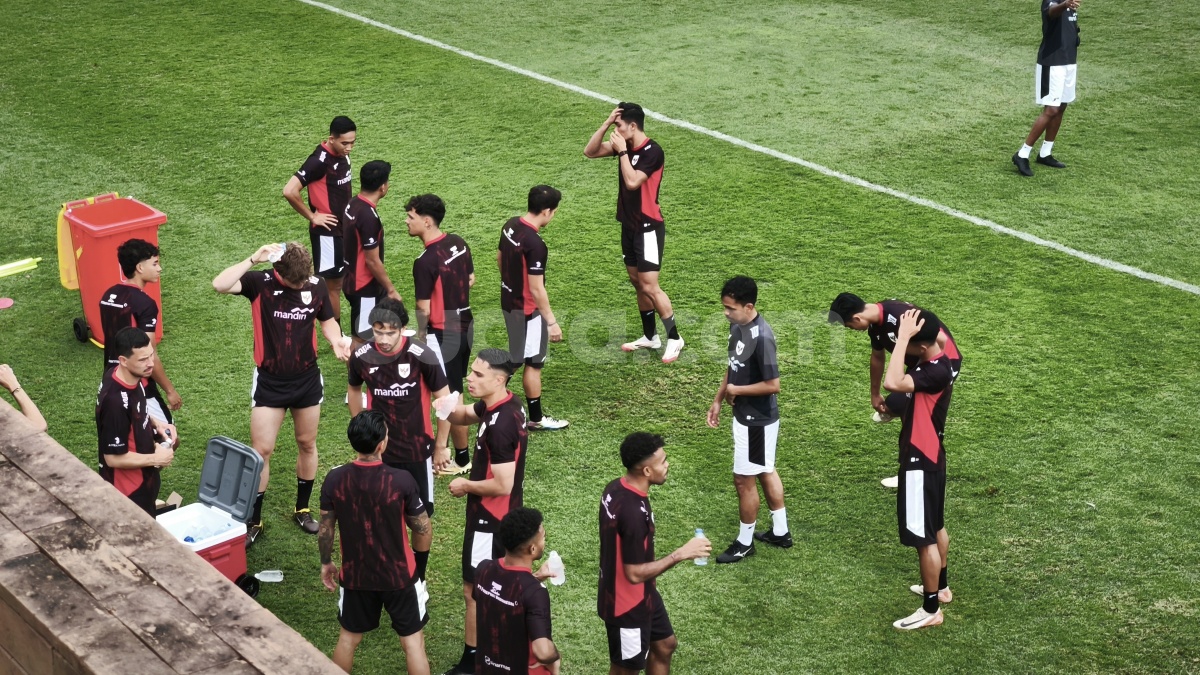 Hari Pertama TC Timnas Indonesia: Thom Haye Cs Digembleng di Tengah Gerimis