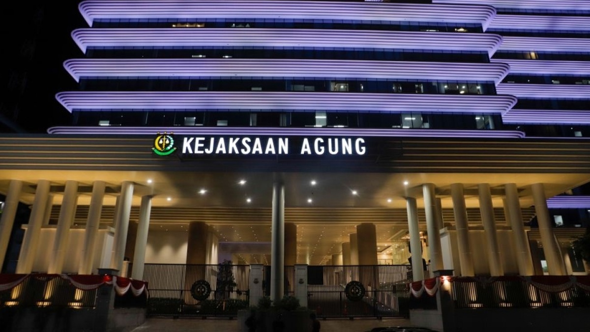 Oknum Kajari di Sultra Ditangkap, Langsung Dibawa ke Kejagung