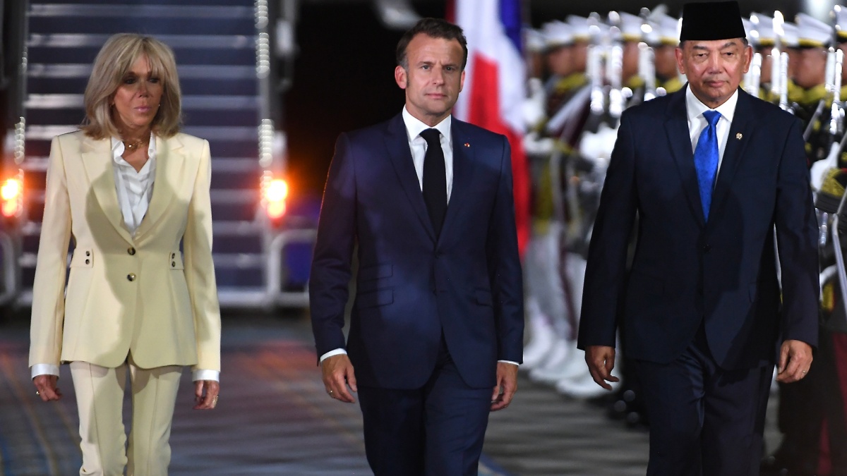 Kutuk Serangan Israel, Macron Desak Lebanon Harus Diikutsertakan Dalam Gencatan Senjata AS dan Iran