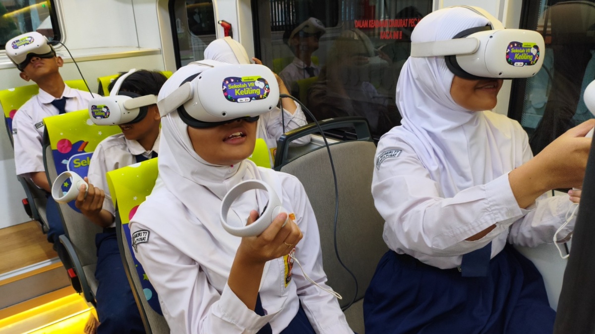 Nusameta Luncurkan Sekolah VR Keliling, Ajarkan Luar Angkasa hingga Sejarah