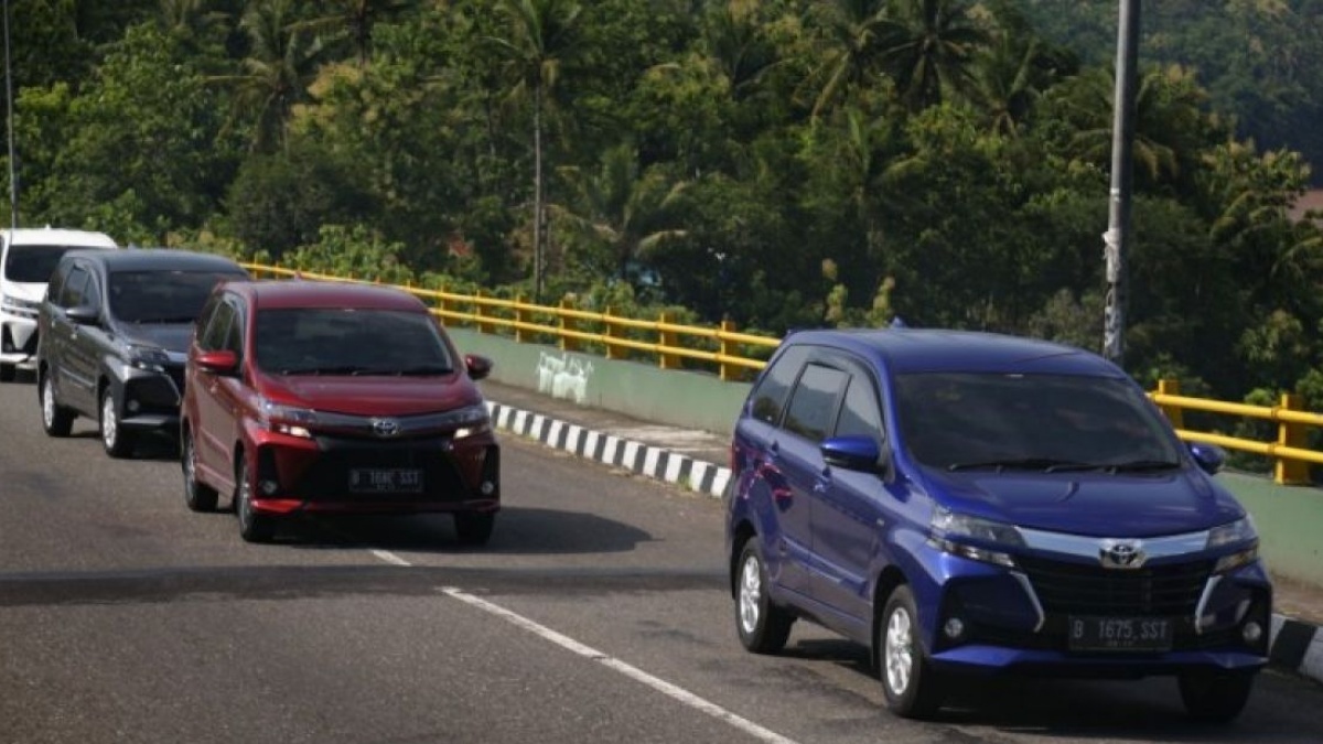 7 Mobil Bekas RWD Murah untuk Keluarga: Tangguh, Irit, Mulai Rp 40 Jutaan!
