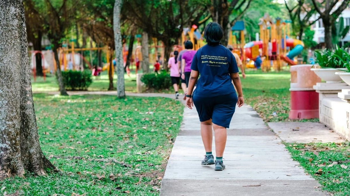 Bukan Lari Maraton, Kata Dokter Jalan Cepat Lebih Ampuh untuk Bakar Lemak